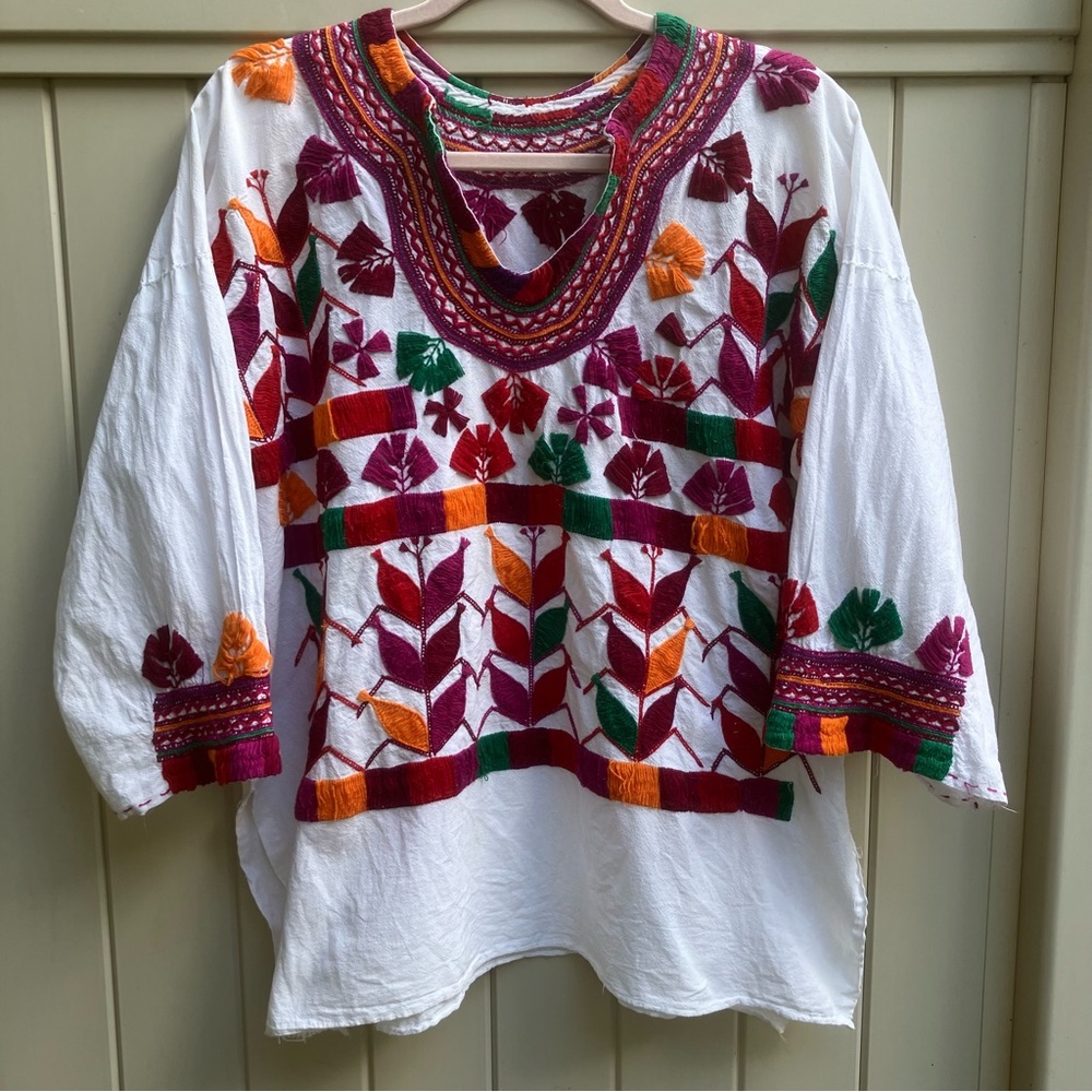 Women's embroidered tunic sz large white multi-colored Boho bohemian festival